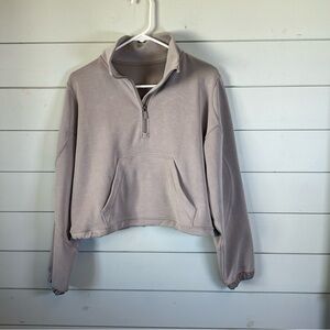 Lululemon softstreme cropped scuba tan women’s size 6